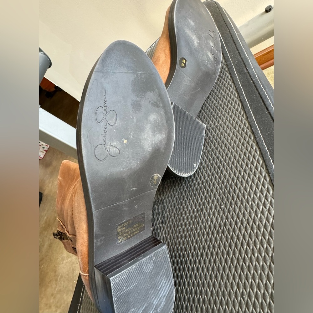 Jessica Simpson boot - Picture 5 of 5